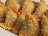 Meat Crescents / Sanbusak bil-lahmeh Recipe