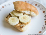 Banana peanut butter sandwich - quick breakfast ideas