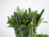 #gifting: asparagus + herb bouquet