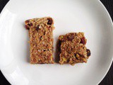 Apricot And Date Oat Bars
