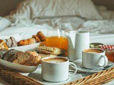 How to Prepare a Cozy Breakfast in Bed