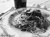 Spaghetti with Anchovy, Fresh Spinach & Tomatoes