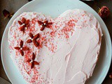 Vanilla Heart Cake (Low-Carb, Gluten-Free)