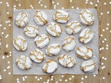 {10} Ricciarelli