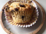 Coffee Shop Style Giant Chocolate Chip Muffins