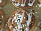 Speculaas spiced swirls