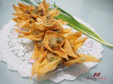 Addictive Deep-Fried Wontons with Chives Recipe ( 韭菜鮮肉炸云吞 )