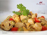 Appetizing Stir-Fried Blue Elephant Tom Yum Chicken Recipe