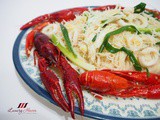 Tasty White Bee Hoon with Crawfish / Baby Lobsters ( 海鲜白米粉 )