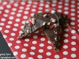 Peppermint Saltine Toffee Bark