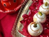 Kaju Gulkand Ladoo (Cashew and Rose Jam Sweets)
