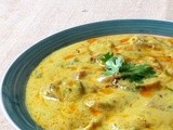 Nadru Yakhni /Lotus steams in yoghurt curry