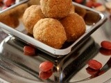 Oats Peanut Laddoo | Indian Oats Recipes