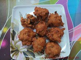 Tea Kadai Onion Bonda Recipe | Chennai Style Crispy Vengaya Bonda