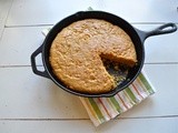 Whole-grain skillet corn bread