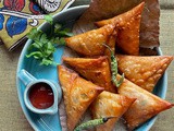 Irani Samosa | Onion Samosa | Cocktail Samosa Recipe