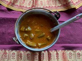 Ladies Finger Vatha Kuzhambu | North Arcot Style Vendakkai Vatha Kuzhambu Recipe | Gluten Free And Vegan