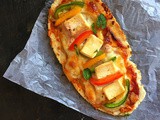 Paneer Naan Pizza | Indian Italian Fusion Recipe