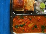 Pav Bhaji Recipe | Home Style Pav Bhaji | Bombay Street Food Special | Breakfast Recipes by Masterchefmom