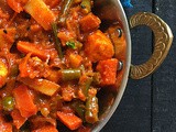 Vindaloo Recipe | Vegetable Vindaloo | How to make Vindaloo | Stepwise Pictures | Side dish for Chapathi/ Rotis