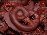Chocolate covered nutella pretzels
