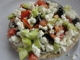 Healthy Mediterranean Pita Pizza