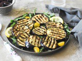 Aubergines grillées {marinées} à l’huile d’olive, ail et au thym