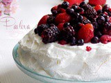 Pavlova aux fruits rouges