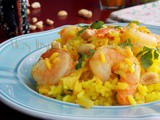 Riz pilaf aux crevettes curcuma et lait de coco