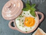 Les Oeufs Cocottes Tomate et Chèvre et de Samar