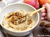 Porridge à la pomme et noix de pécan