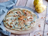 Tarte poire et bleu des causses aux noix