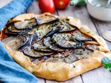 Tarte rustique à l’aubergine et tomate cerise