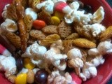 Fall Cinnamon Snack Mix