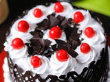 ब्लैक फोरेस्ट केक बिना कंडेंस्ड मिल्क बनाने की विधि हिन्दी में | Black Forest Cake Without Condensed Milk In Hindi