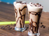 How To Make Chocolate Coffee Milkshake