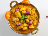 Potato Soyabean Ki Sabzi | Soya Aloo Curry