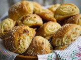 Rolnice sa čvarcima (od vučenog testa)