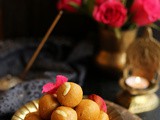 Besan Ke Laddu Recipe | How to Make Besan Ke Ladoo