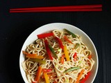 Vegetable Hakka Noodles Recipe | Indo-Chinese Veg Hakka Noodles Recipe
