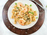Super Easy Pasta with Shrimp and a Lemony Garlic Sauce