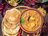 Aloo Poori Recipe | Puro Sabji Recipe Video | Aloo Ki Rasewali Sabzi With Puri