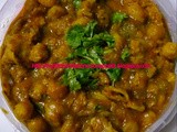 Puri/Poori Channa Chat