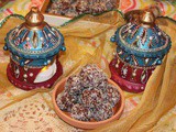 Dates Ladoo / khajoor laddu