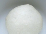 Donna Hay-Basic Pizza Dough...Donna Hay的简单批萨面团