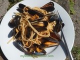 Linguine with mussels