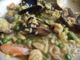 Seafood paella (paella de marisco)