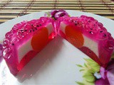 Dragon fruit jelly mooncake