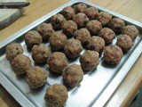 Berry Spiced Cake Pops