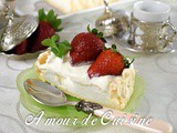 Pavlova aux fraises et crème chantilly
